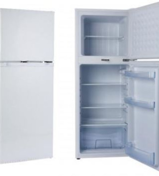 Réfrigérateur solaire à congélateur supérieur 142L