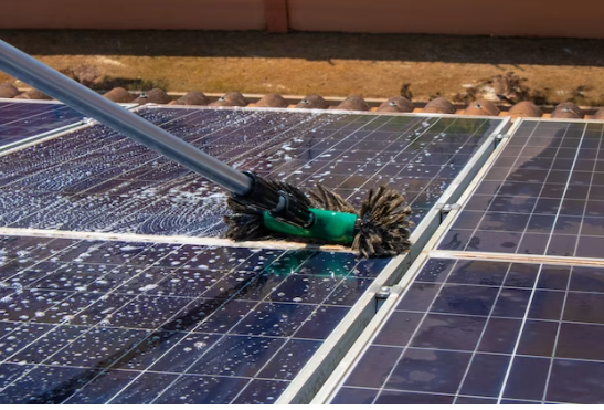 08 astuces simples pour entretenir vos panneaux solaires